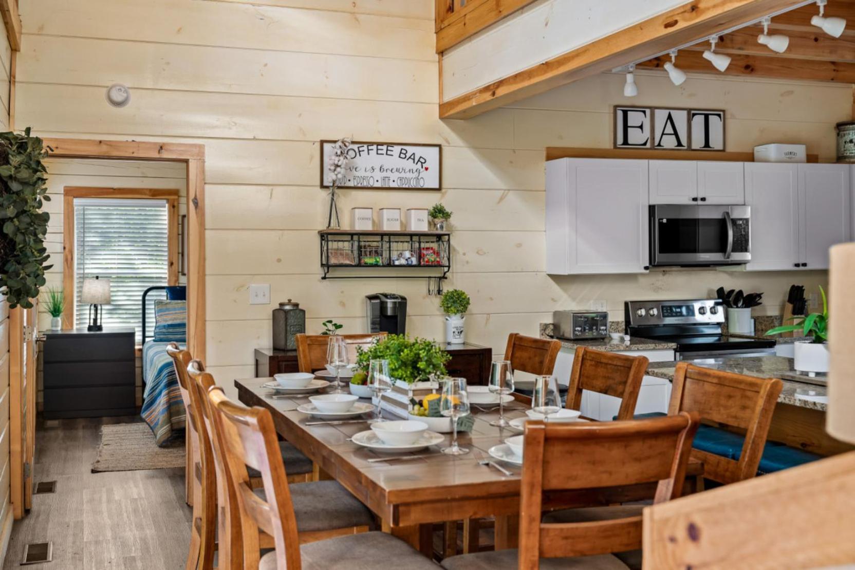 Countryside Comfort By Ghosal Luxury Lodging Севьервилл Экстерьер фото